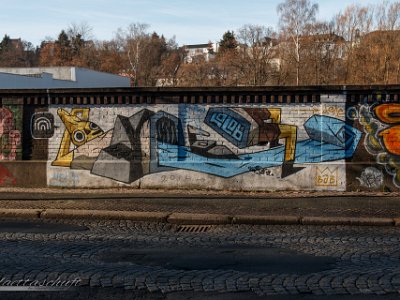 045  Dezember 2015