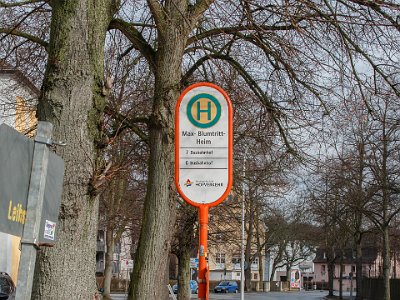 089  März 2016